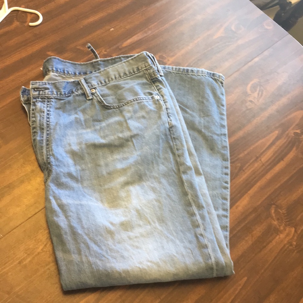 Men’s Levi jeans